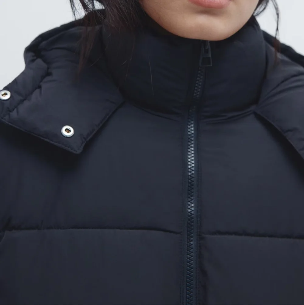 Divided Long Puffer Jacket - Picture 5 of 11